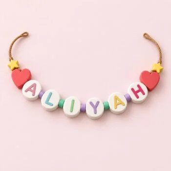 XL Friendship personalized name garland with heart decorations